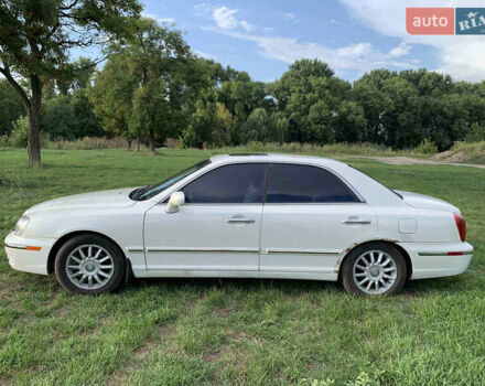 Хендай КСГ 2004 в Александрие на Automoto.ua Белый Хендай КСГ, объемом двигателя 3.5 л и пробегом 222 тыс. км за 3631 $, фото 2 на Automoto.ua