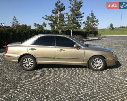 Бежевий Хендай КСГ, об'ємом двигуна 3.5 л та пробігом 310 тис. км за 2600 $, фото 5 на Automoto.ua