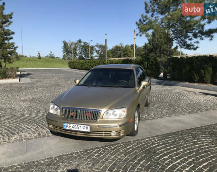 Бежевый Хендай КСГ, объемом двигателя 3.5 л и пробегом 310 тыс. км за 2600 $, фото 1 на Automoto.ua