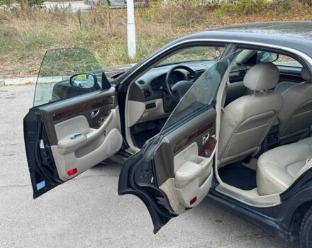 Чорний Хендай КСГ, об'ємом двигуна 1.6 л та пробігом 250 тис. км за 1650 $, фото 8 на Automoto.ua