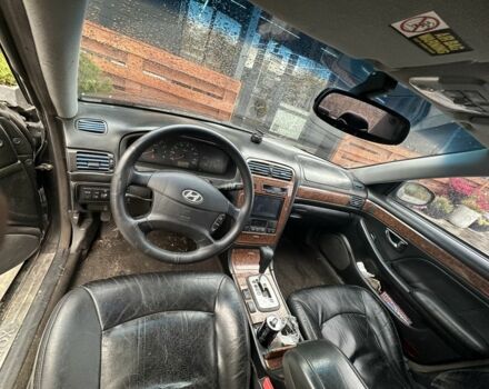 Чорний Хендай КСГ, об'ємом двигуна 3.5 л та пробігом 150 тис. км за 3150 $, фото 2 на Automoto.ua