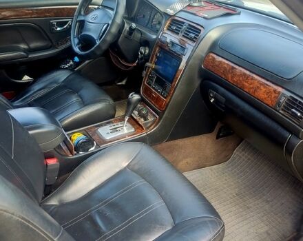 Сірий Хендай КСГ, об'ємом двигуна 3 л та пробігом 239 тис. км за 3950 $, фото 6 на Automoto.ua
