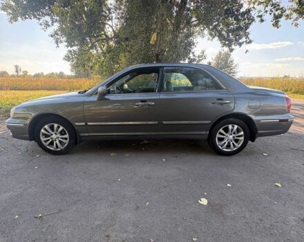 Сірий Хендай КСГ, об'ємом двигуна 3.5 л та пробігом 230 тис. км за 3500 $, фото 7 на Automoto.ua