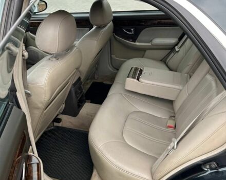 Зелений Хендай КСГ, об'ємом двигуна 3 л та пробігом 250 тис. км за 1393 $, фото 8 на Automoto.ua