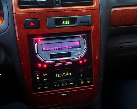 Зеленый Хендай КСГ, объемом двигателя 3 л и пробегом 240 тыс. км за 2300 $, фото 1 на Automoto.ua