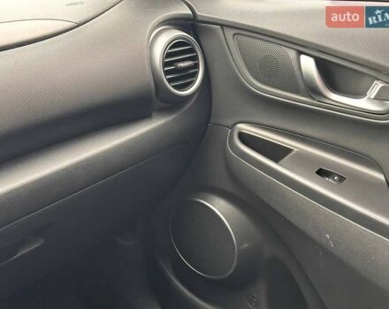 Белый Хендай Encino EV, объемом двигателя 0 л и пробегом 95 тыс. км за 15900 $, фото 20 на Automoto.ua