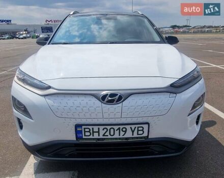 Белый Хендай Encino EV, объемом двигателя 0 л и пробегом 88 тыс. км за 16800 $, фото 14 на Automoto.ua