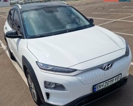 Белый Хендай Encino EV, объемом двигателя 0 л и пробегом 88 тыс. км за 16800 $, фото 6 на Automoto.ua