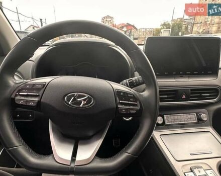 Белый Хендай Encino EV, объемом двигателя 0 л и пробегом 95 тыс. км за 15900 $, фото 22 на Automoto.ua