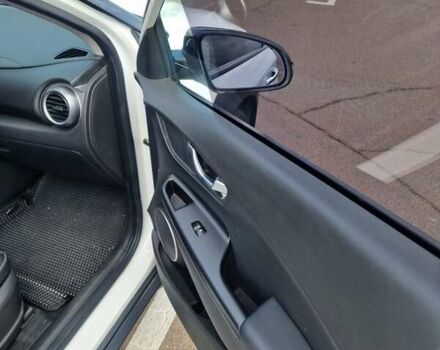 Белый Хендай Encino EV, объемом двигателя 0 л и пробегом 88 тыс. км за 16800 $, фото 20 на Automoto.ua