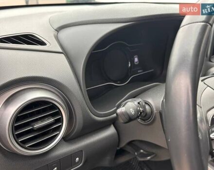 Белый Хендай Encino EV, объемом двигателя 0 л и пробегом 95 тыс. км за 15900 $, фото 16 на Automoto.ua