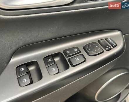 Белый Хендай Encino EV, объемом двигателя 0 л и пробегом 95 тыс. км за 15900 $, фото 14 на Automoto.ua