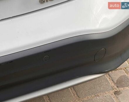 Белый Хендай Encino EV, объемом двигателя 0 л и пробегом 95 тыс. км за 15900 $, фото 2 на Automoto.ua