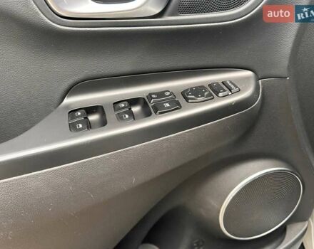 Белый Хендай Encino EV, объемом двигателя 0 л и пробегом 95 тыс. км за 15900 $, фото 15 на Automoto.ua