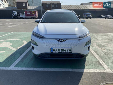 Хендай Encino EV 2019 у Києві на Automoto.ua Білий Хендай Encino EV, об'ємом двигуна 0 л та пробігом 45 тис. км за 17200 $, фото 1 на Automoto.ua