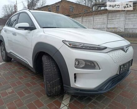 Хендай Encino EV, объемом двигателя 0 л и пробегом 65 тыс. км за 18700 $, фото 1 на Automoto.ua