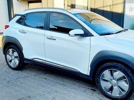Хендай Encino EV 2021 у Сумах на Automoto.ua Хендай Encino EV, об'ємом двигуна 0 л та пробігом 10 тис. км за 17000 $, фото 1 на Automoto.ua
