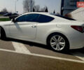 Белый Хендай Genesis Coupe, объемом двигателя 2 л и пробегом 140 тыс. км за 11000 $, фото 4 на Automoto.ua