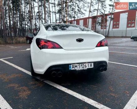 Белый Хендай Genesis Coupe, объемом двигателя 2 л и пробегом 196 тыс. км за 9800 $, фото 14 на Automoto.ua
