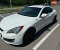 Белый Хендай Genesis Coupe, объемом двигателя 2 л и пробегом 195 тыс. км за 6300 $, фото 1 на Automoto.ua