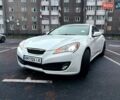 Белый Хендай Genesis Coupe, объемом двигателя 2 л и пробегом 196 тыс. км за 9800 $, фото 2 на Automoto.ua