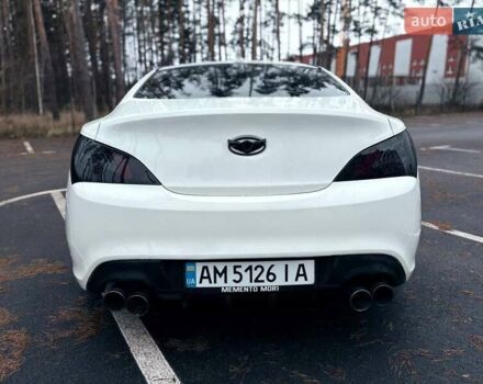 Белый Хендай Genesis Coupe, объемом двигателя 2 л и пробегом 196 тыс. км за 9800 $, фото 11 на Automoto.ua