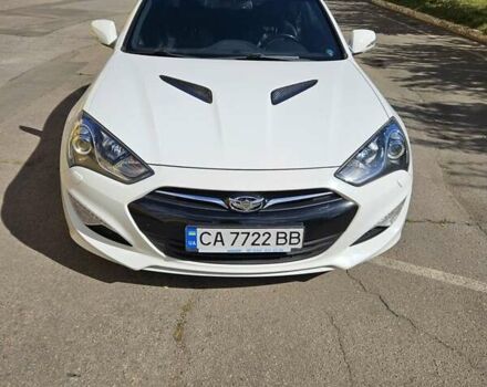 Белый Хендай Genesis Coupe, объемом двигателя 2 л и пробегом 79 тыс. км за 15000 $, фото 2 на Automoto.ua