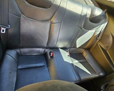 Белый Хендай Genesis Coupe, объемом двигателя 2 л и пробегом 79 тыс. км за 15000 $, фото 8 на Automoto.ua