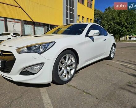 Белый Хендай Genesis Coupe, объемом двигателя 2 л и пробегом 79 тыс. км за 15000 $, фото 3 на Automoto.ua