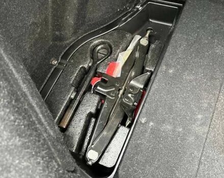 Белый Хендай Genesis Coupe, объемом двигателя 2 л и пробегом 113 тыс. км за 11500 $, фото 27 на Automoto.ua