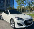 Белый Хендай Genesis Coupe, объемом двигателя 2 л и пробегом 170 тыс. км за 10000 $, фото 3 на Automoto.ua