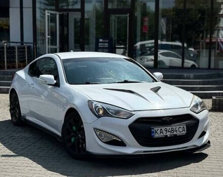 Белый Хендай Genesis Coupe, объемом двигателя 3.8 л и пробегом 49 тыс. км за 14900 $, фото 1 на Automoto.ua