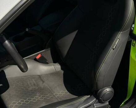 Белый Хендай Genesis Coupe, объемом двигателя 3.8 л и пробегом 49 тыс. км за 14900 $, фото 21 на Automoto.ua