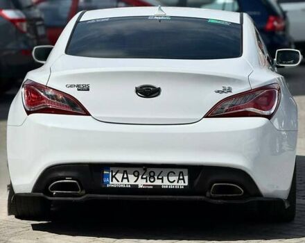 Белый Хендай Genesis Coupe, объемом двигателя 3.8 л и пробегом 49 тыс. км за 14900 $, фото 8 на Automoto.ua
