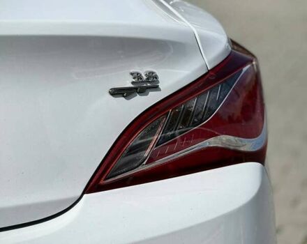 Белый Хендай Genesis Coupe, объемом двигателя 3.8 л и пробегом 49 тыс. км за 14900 $, фото 10 на Automoto.ua