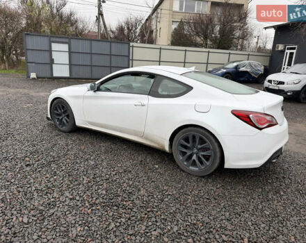 Білий Хендай Genesis Coupe, об'ємом двигуна 2 л та пробігом 75 тис. км за 9999 $, фото 7 на Automoto.ua
