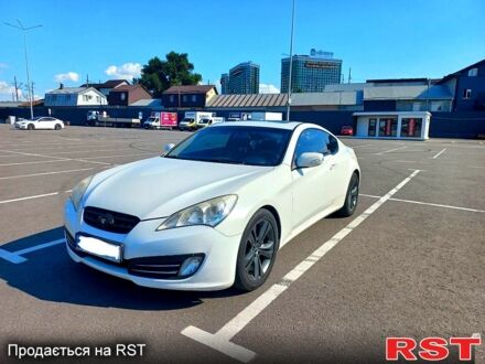 Белый Хендай Genesis Coupe, объемом двигателя 2 л и пробегом 200 тыс. км за 9100 $, фото 1 на Automoto.ua