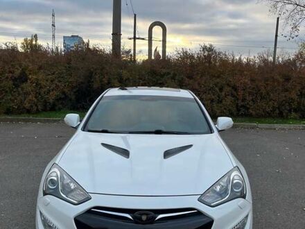 Белый Хендай Genesis Coupe, объемом двигателя 2 л и пробегом 113 тыс. км за 11500 $, фото 1 на Automoto.ua