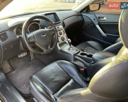 Чорний Хендай Genesis Coupe, об'ємом двигуна 2 л та пробігом 190 тис. км за 9000 $, фото 9 на Automoto.ua