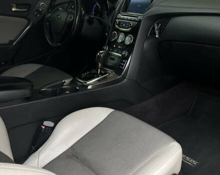 Черный Хендай Genesis Coupe, объемом двигателя 2 л и пробегом 165 тыс. км за 12500 $, фото 7 на Automoto.ua