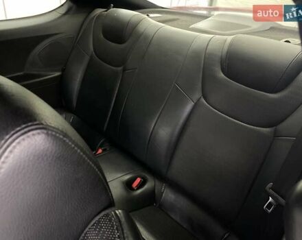 Красный Хендай Genesis Coupe, объемом двигателя 2 л и пробегом 205 тыс. км за 9500 $, фото 12 на Automoto.ua