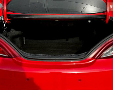 Красный Хендай Genesis Coupe, объемом двигателя 2 л и пробегом 167 тыс. км за 12500 $, фото 12 на Automoto.ua