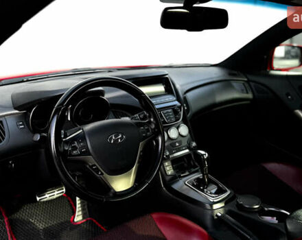 Красный Хендай Genesis Coupe, объемом двигателя 2 л и пробегом 167 тыс. км за 12500 $, фото 17 на Automoto.ua
