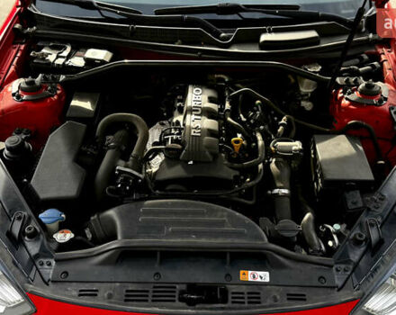 Красный Хендай Genesis Coupe, объемом двигателя 2 л и пробегом 167 тыс. км за 12500 $, фото 13 на Automoto.ua