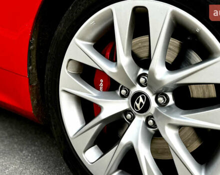 Красный Хендай Genesis Coupe, объемом двигателя 2 л и пробегом 167 тыс. км за 12500 $, фото 5 на Automoto.ua