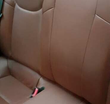 Желтый Хендай Genesis Coupe, объемом двигателя 2 л и пробегом 253 тыс. км за 10000 $, фото 7 на Automoto.ua