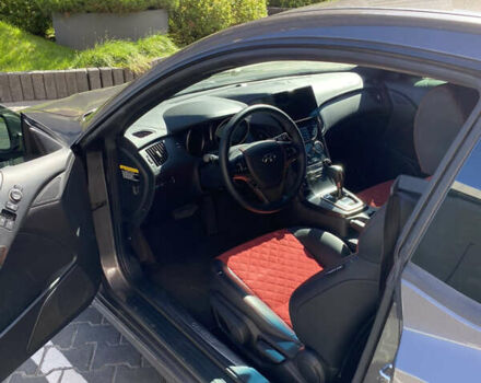 Серый Хендай Genesis Coupe, объемом двигателя 2 л и пробегом 140 тыс. км за 12500 $, фото 11 на Automoto.ua