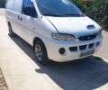 Белый Хендай H-1, объемом двигателя 2.5 л и пробегом 315 тыс. км за 3500 $, фото 1 на Automoto.ua