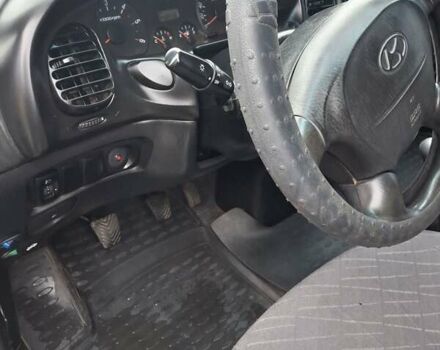 Белый Хендай H-1, объемом двигателя 2.5 л и пробегом 348 тыс. км за 4300 $, фото 9 на Automoto.ua