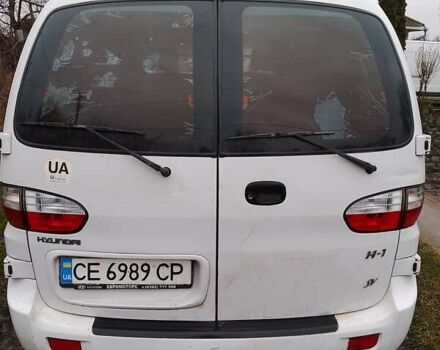 Белый Хендай H-1, объемом двигателя 2.48 л и пробегом 267 тыс. км за 4200 $, фото 2 на Automoto.ua